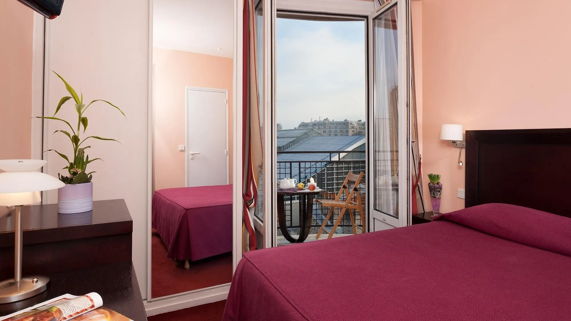 Virgina Hotell Paris