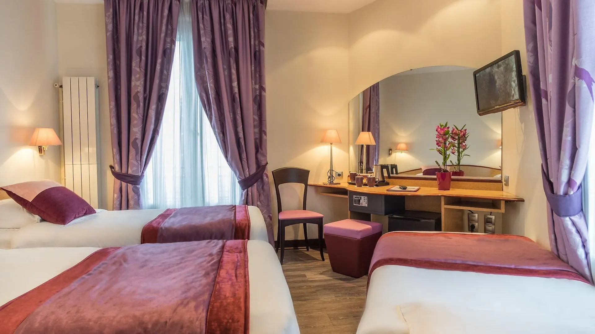 Virgina Hotell Paris 3*,  Frankrike