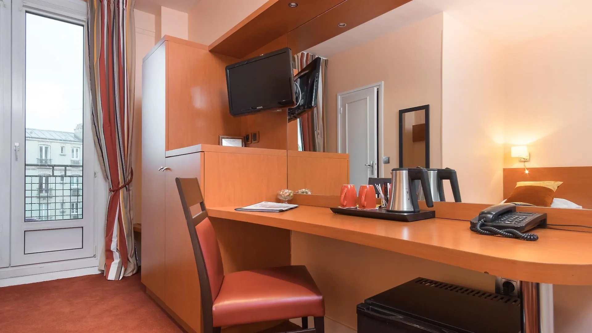 Virgina Hotell Paris