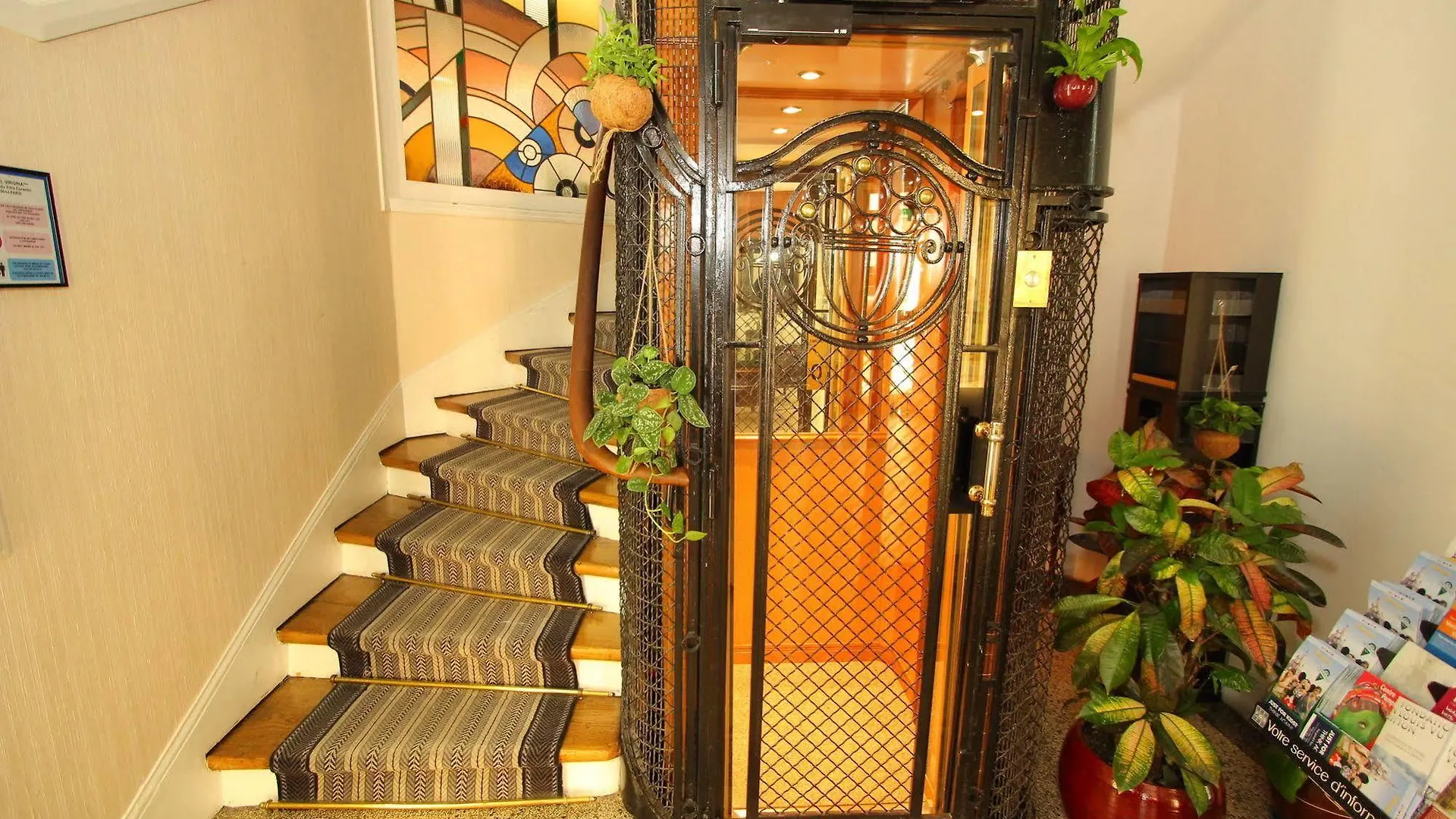Virgina Hotell Paris